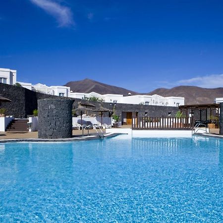 Apartamentos Livvo Coloradamar Playa Blanca  Ngoại thất bức ảnh