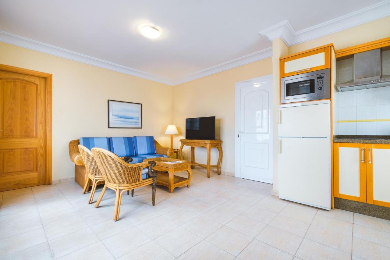 Apartamentos Livvo Coloradamar Playa Blanca  Ngoại thất bức ảnh
