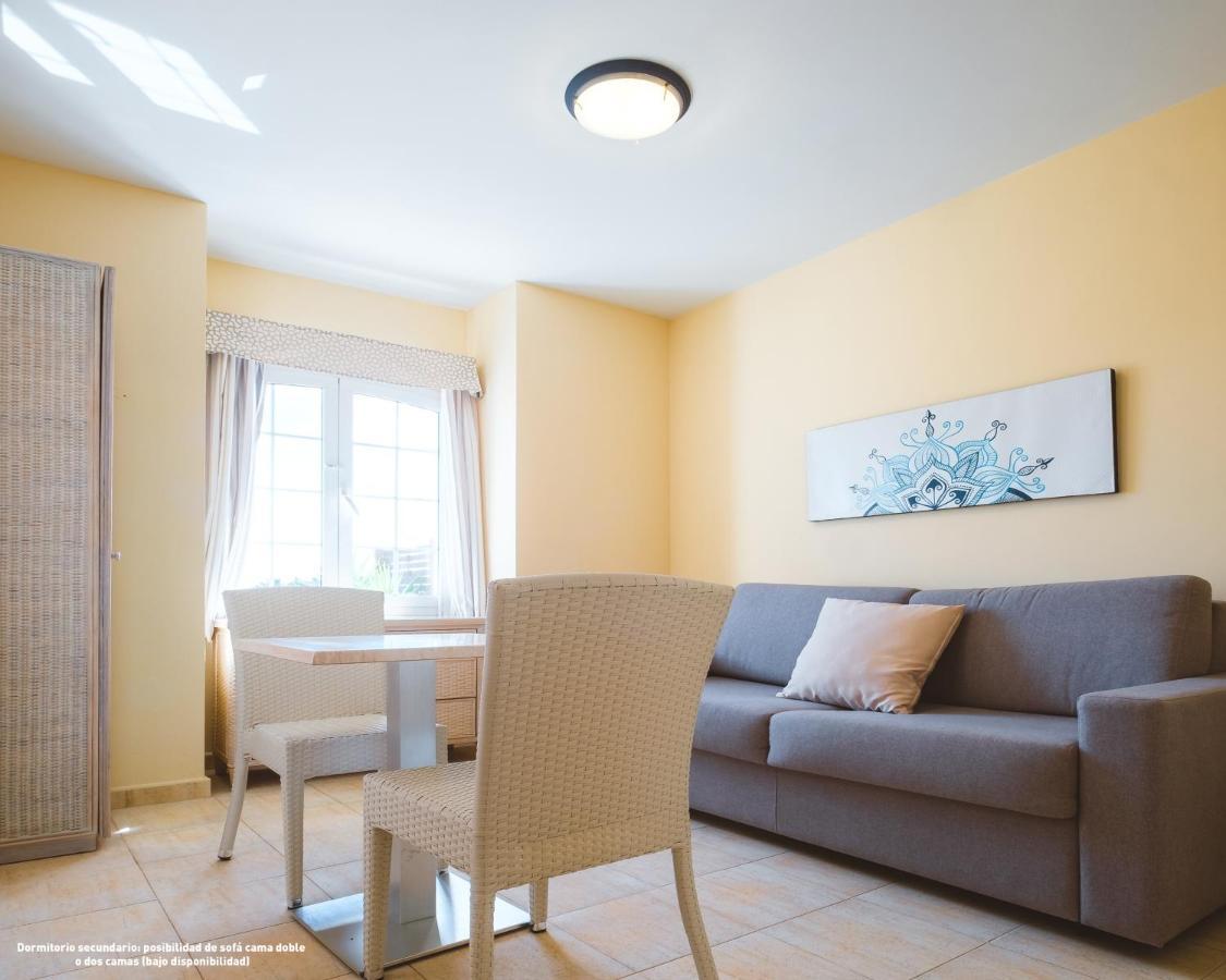 Apartamentos Livvo Coloradamar Playa Blanca  Ngoại thất bức ảnh