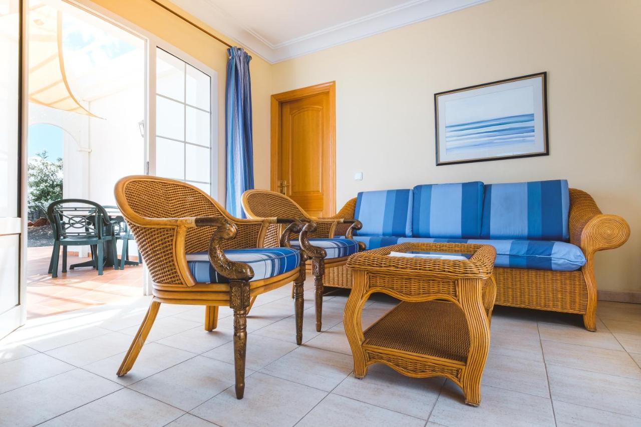 Apartamentos Livvo Coloradamar Playa Blanca  Ngoại thất bức ảnh