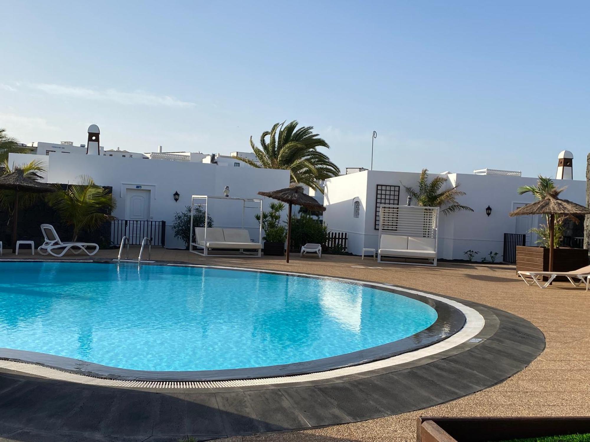 Apartamentos Livvo Coloradamar Playa Blanca  Ngoại thất bức ảnh
