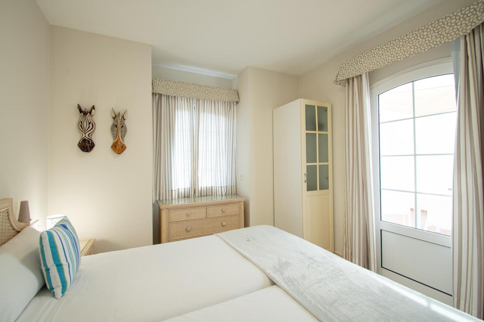 Apartamentos Livvo Coloradamar Playa Blanca  Ngoại thất bức ảnh