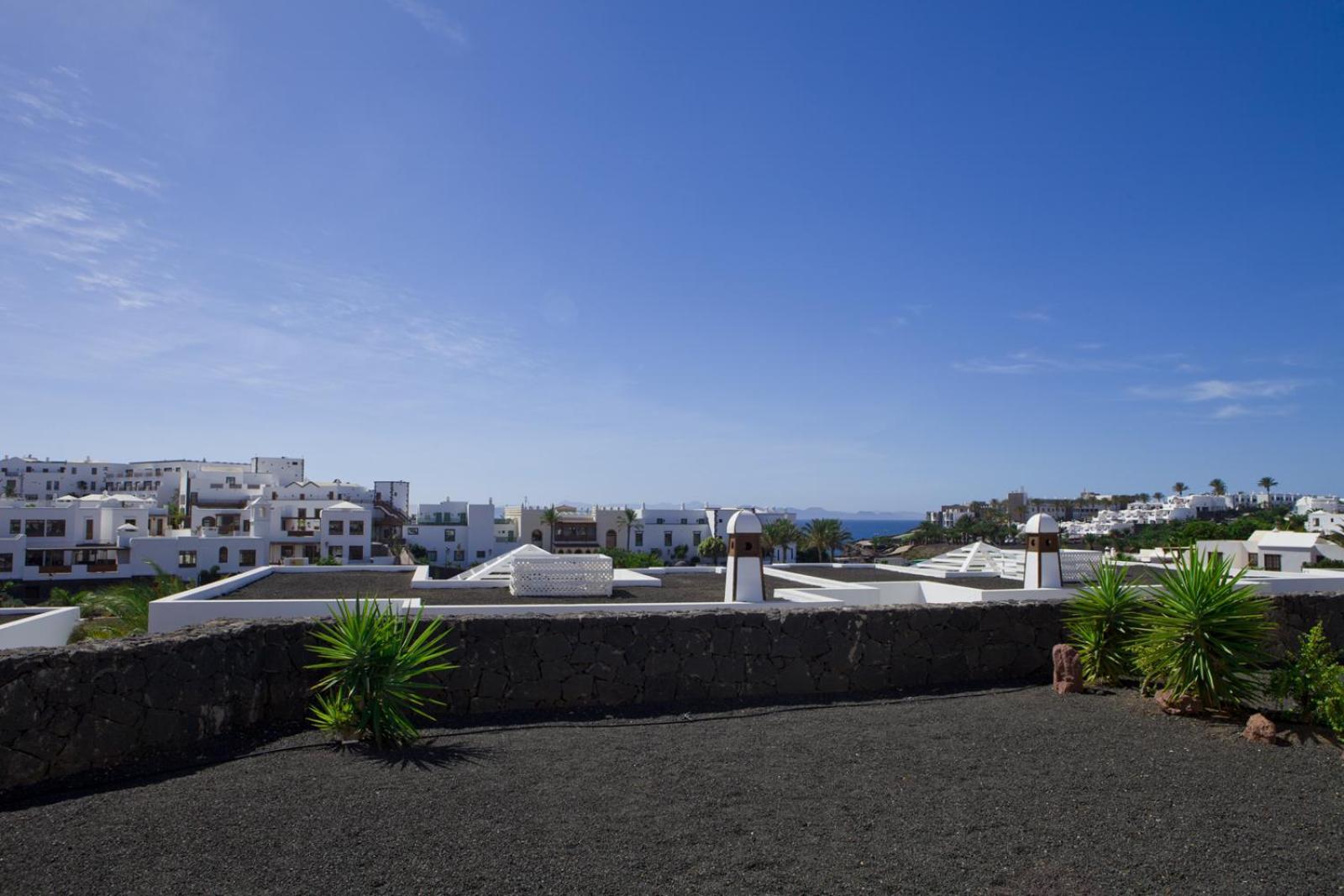 Apartamentos Livvo Coloradamar Playa Blanca  Ngoại thất bức ảnh
